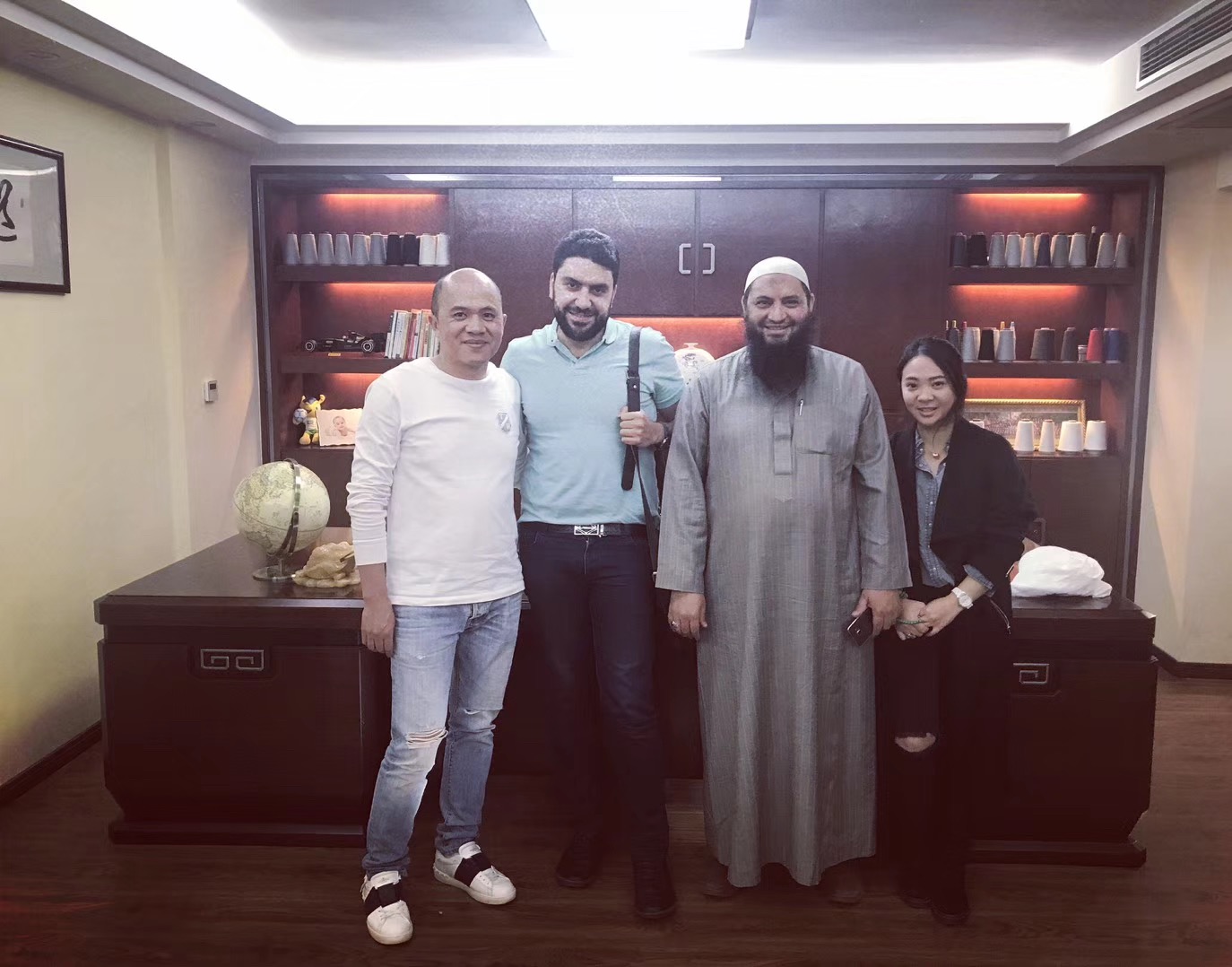 cliente de Egipto visitó nuestra fábrica